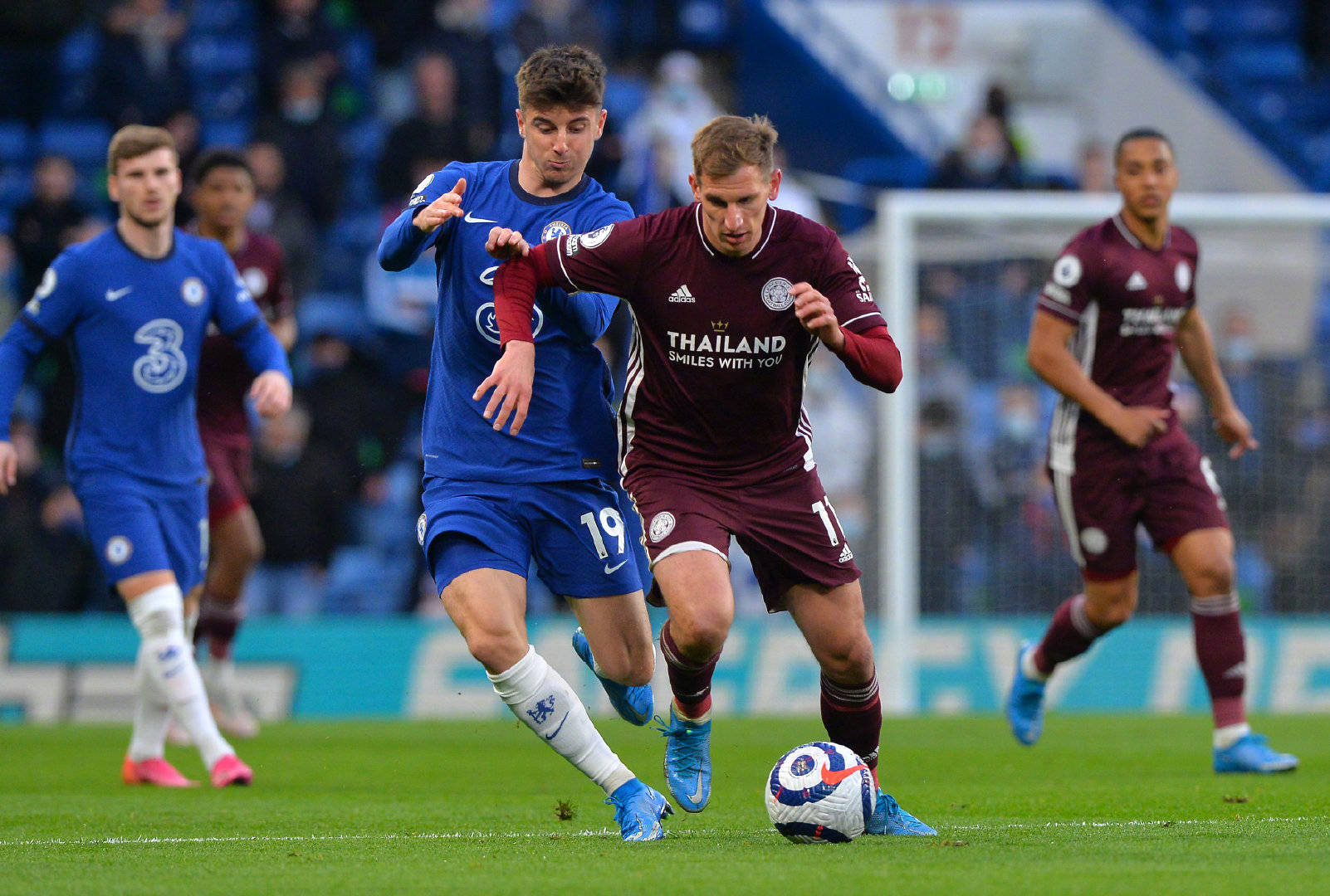 前锋线上的 前锋线上的