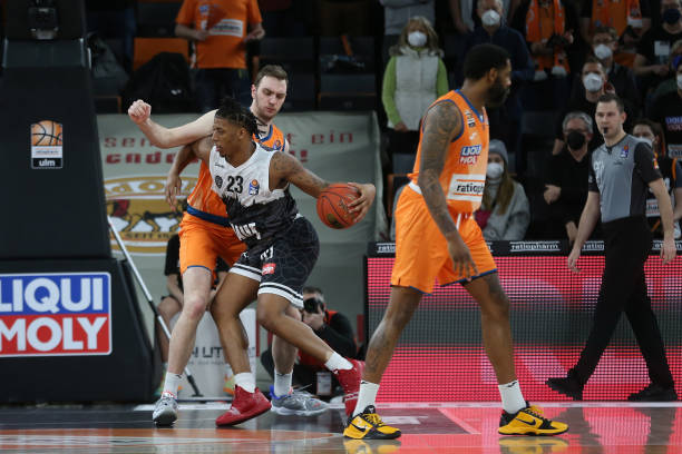 注于自己的 注于自己的